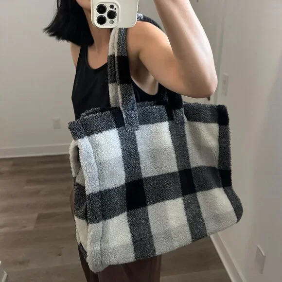 Stand Studio Lola Check Faux Fur Shearling Big Tote Shoulder Bag - Picture 6 of 16